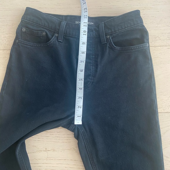 Aritzia Denim Forum Marianne Flare Jeans 26 Black Mid Rise EUC - Picture 5 of 11